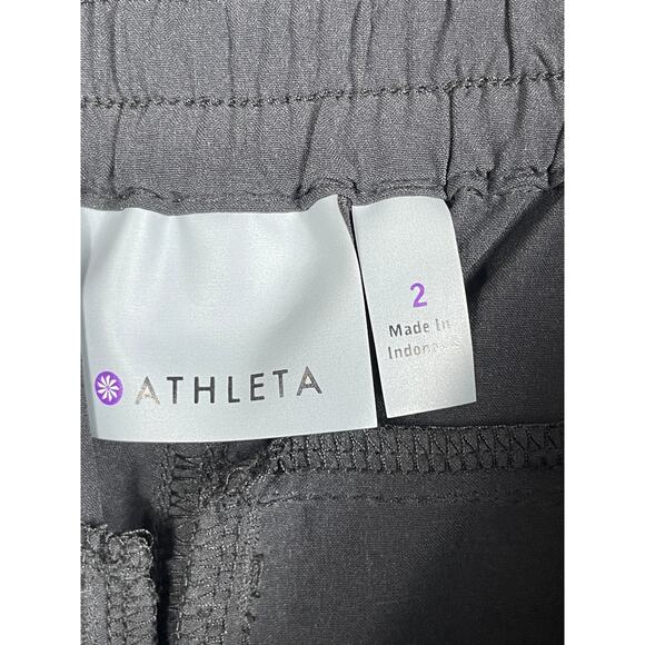 Athleta Womens Size 2 Black Pull On Shorts Cargo - Picture 3 of 7